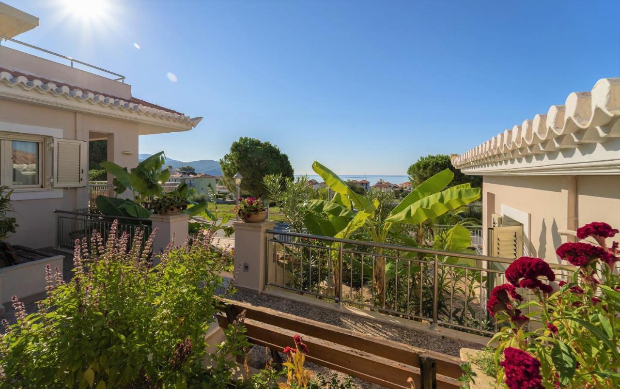 Vereniki Apartments Финикунда Екстериор снимка