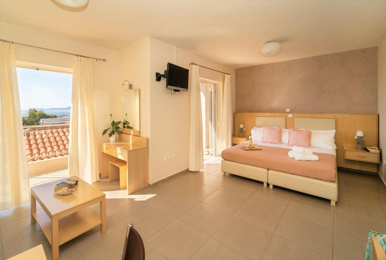 Vereniki Apartments Финикунда Екстериор снимка
