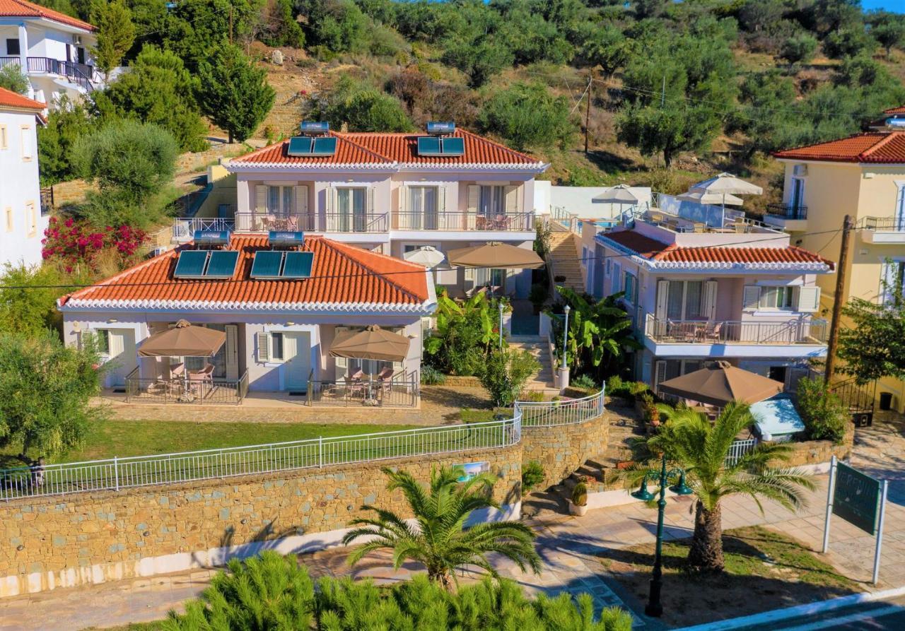 Vereniki Apartments Финикунда Екстериор снимка