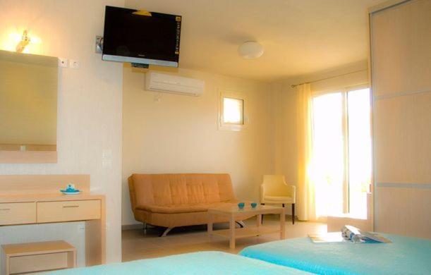 Vereniki Apartments Финикунда Екстериор снимка