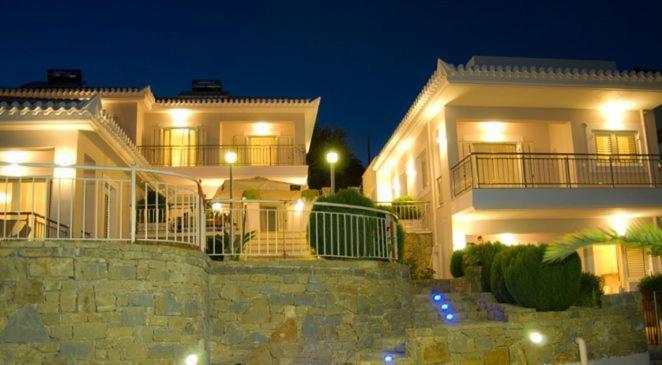 Vereniki Apartments Финикунда Екстериор снимка